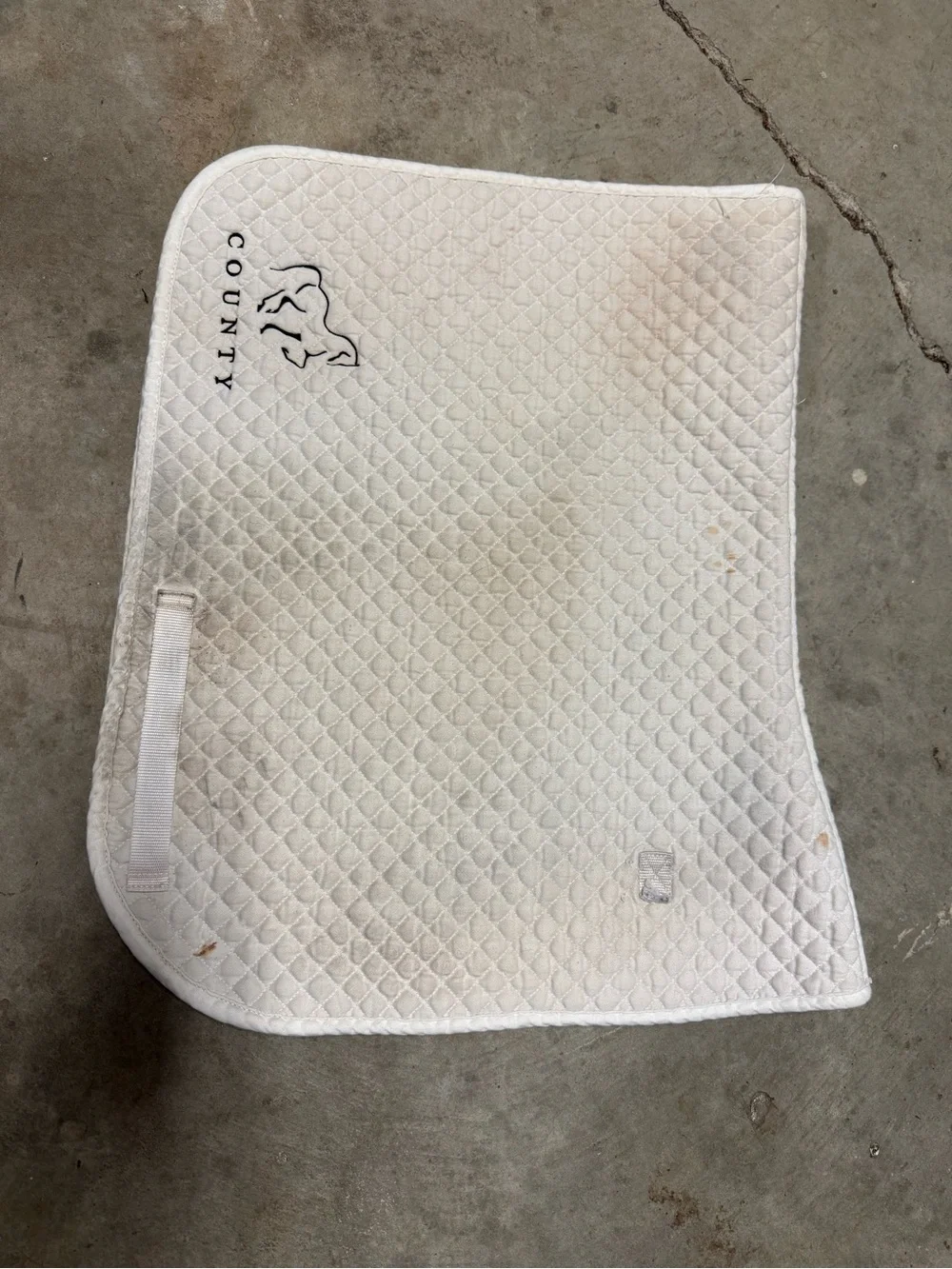 White Quilted Horse Saddle Pad